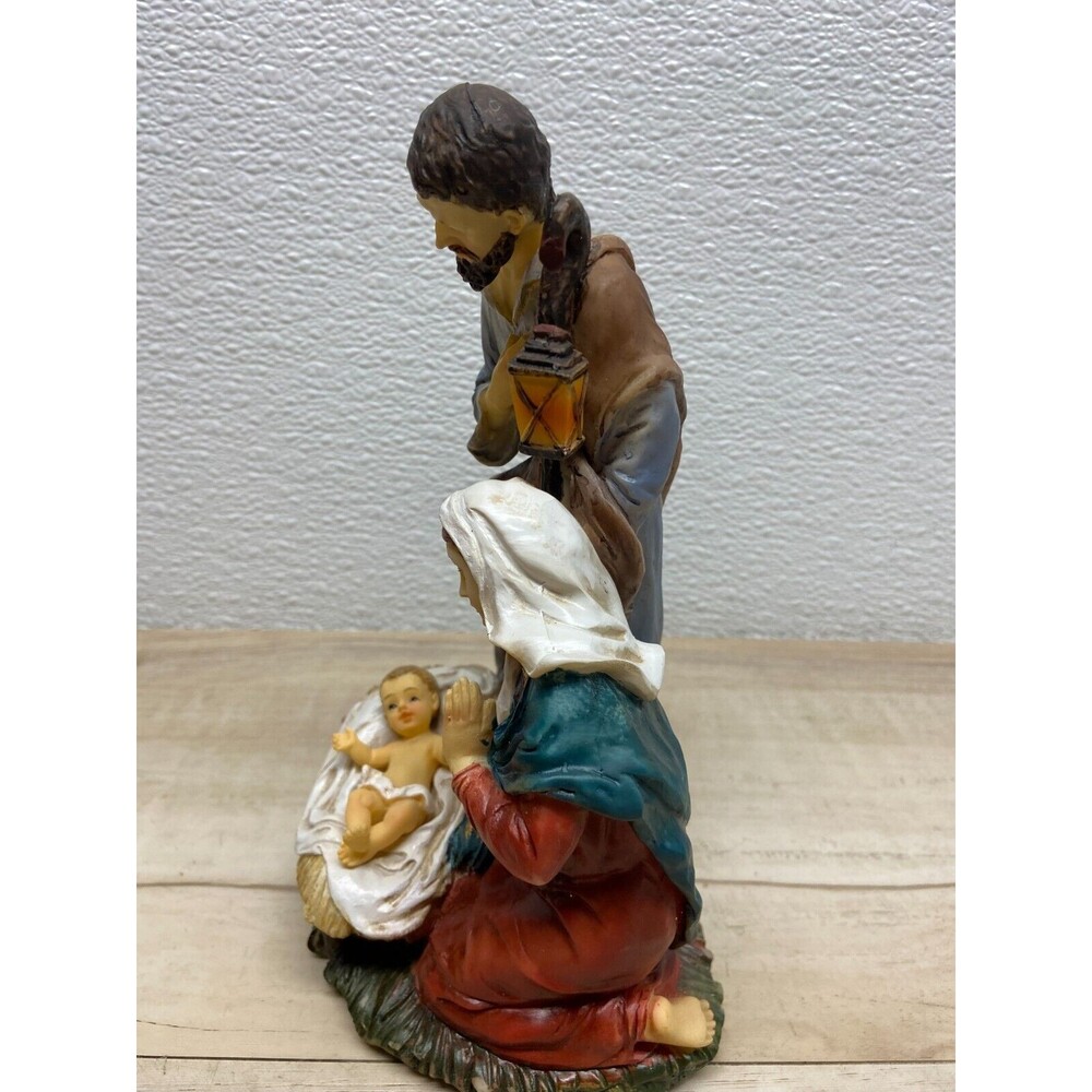 Nativity Scene Holy Family Mary,Joseph And Jesus Figurine - Picture 2 of 7